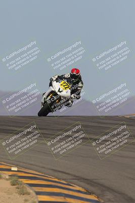 media/Oct-08-2023-CVMA (Sun) [[dbfe88ae3c]]/Race 3 Amateur Supersport Middleweight/